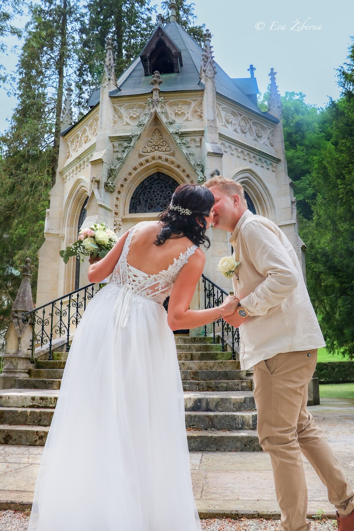 Poročna fotografija