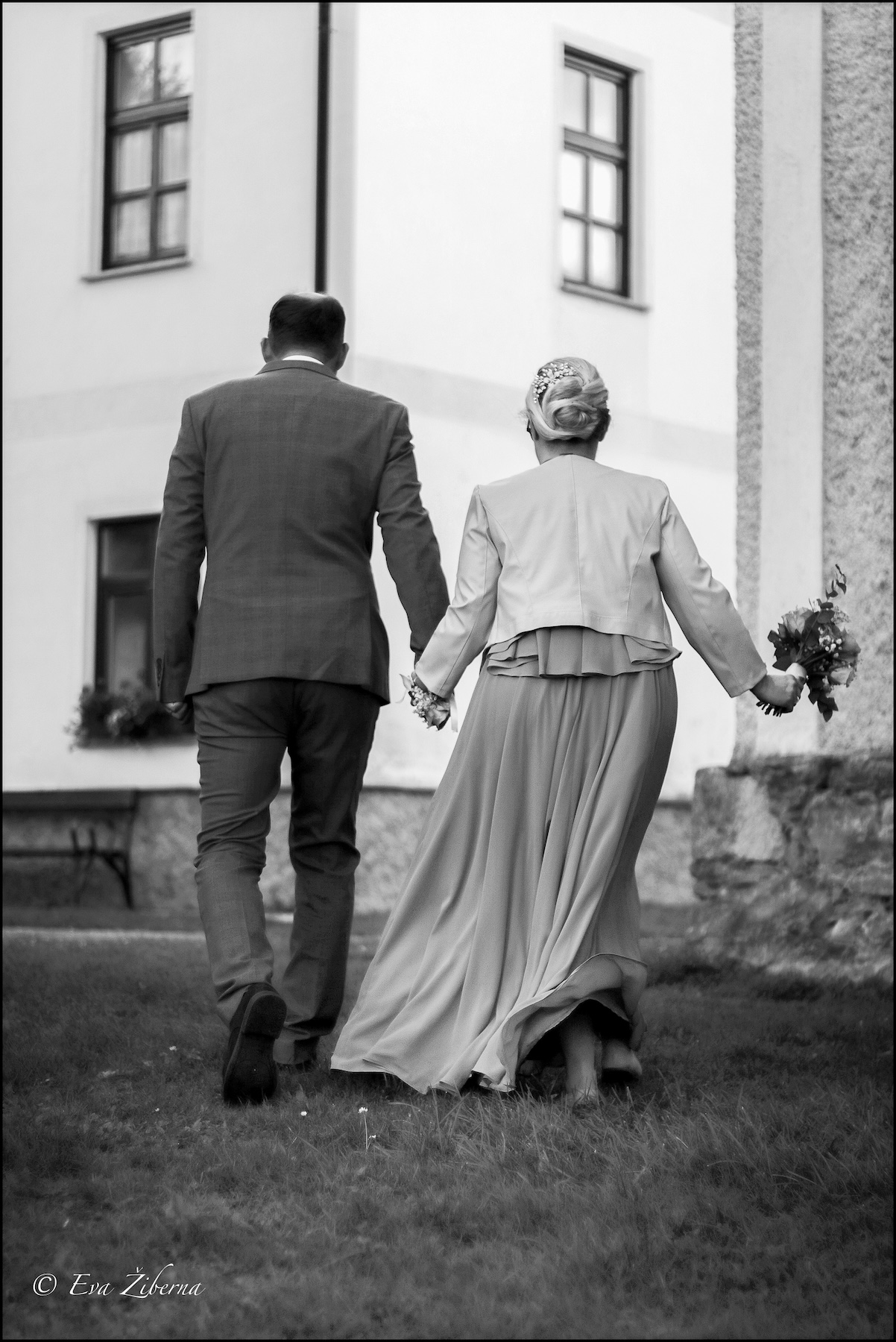 Poročna fotografija